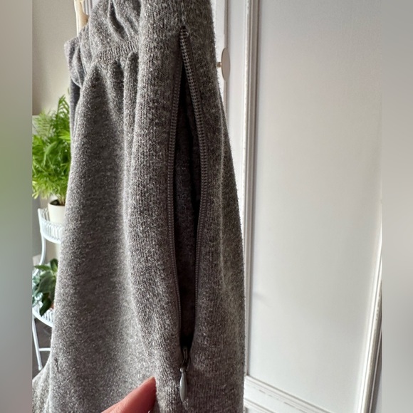 Alo joggers - Grey - Picture 6 of 7